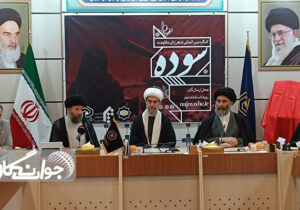 شعر مهمترین رسانه انتقال معنا و فرهنگ