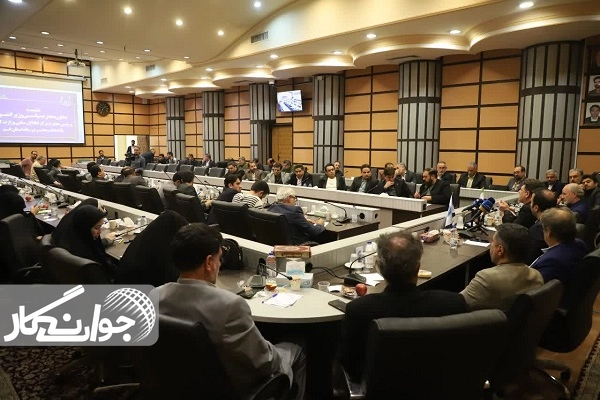 منطق مذاکره در کنار قدرت میدان است