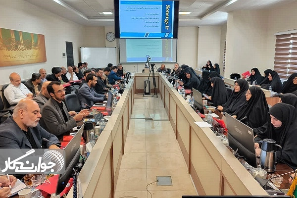 رونمایی از سامانه آموزشی سونرژی در قم