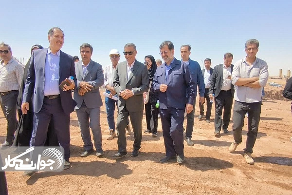 معاون رئیسجمهور از تصفیهخانه فاضلاب پردیسان بازدید کرد