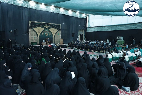 پرچم بقاع متبرکه نماد هویت و تقواست
